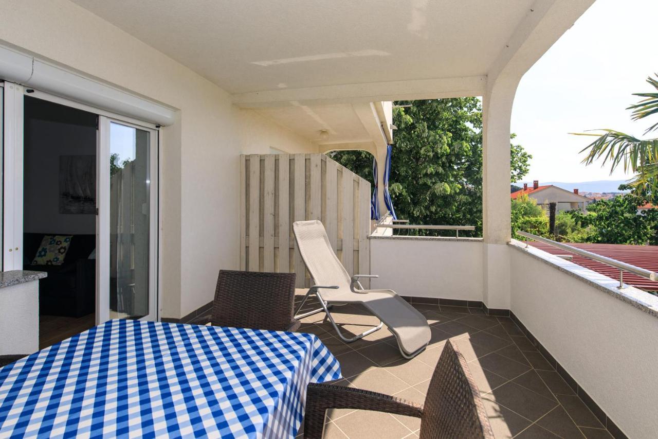Apartments Oleander Крк Экстерьер фото
